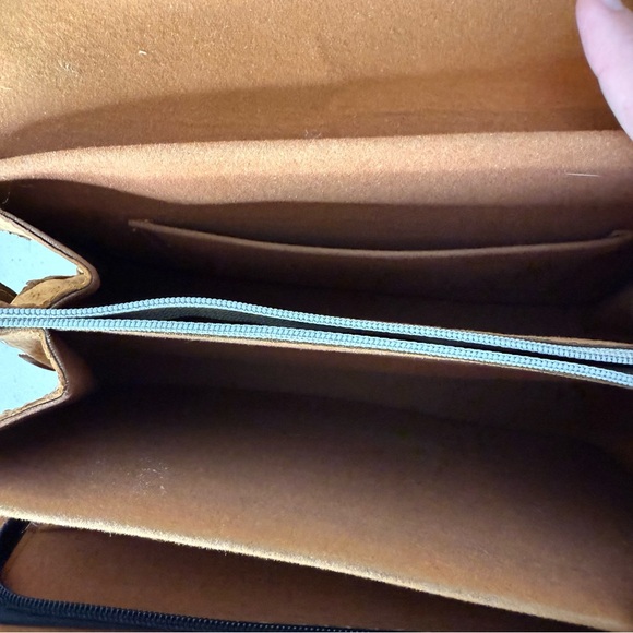 Vintage Floral Tan Leather Mexican Bag - Picture 3 of 6